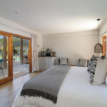 In Toto Retreat - Garden Route Hotel เซดจ์ฟิลด์ ภายนอก รูปภาพ