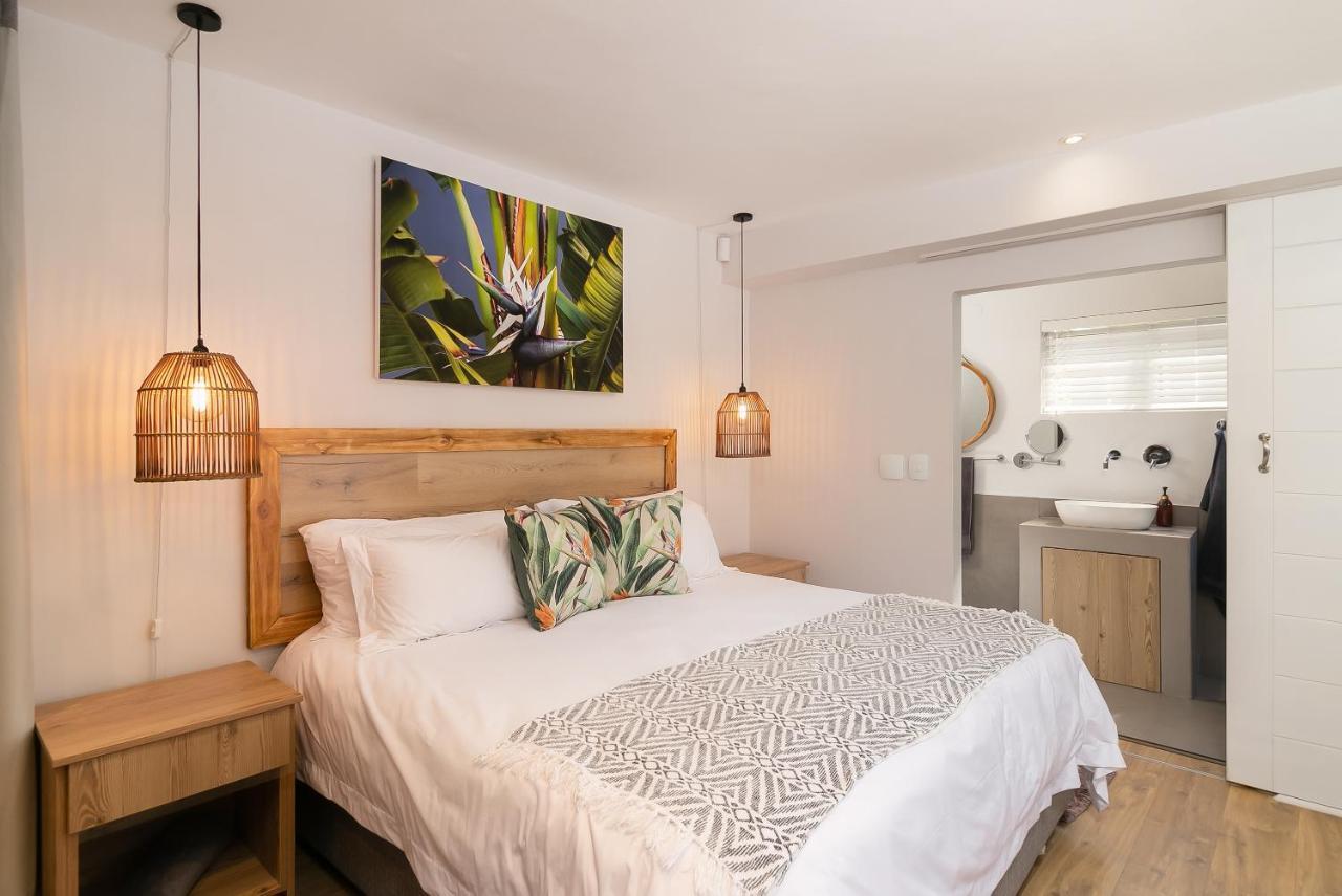 In Toto Retreat - Garden Route Hotel เซดจ์ฟิลด์ ภายนอก รูปภาพ