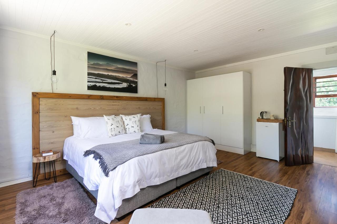 In Toto Retreat - Garden Route Hotel เซดจ์ฟิลด์ ภายนอก รูปภาพ