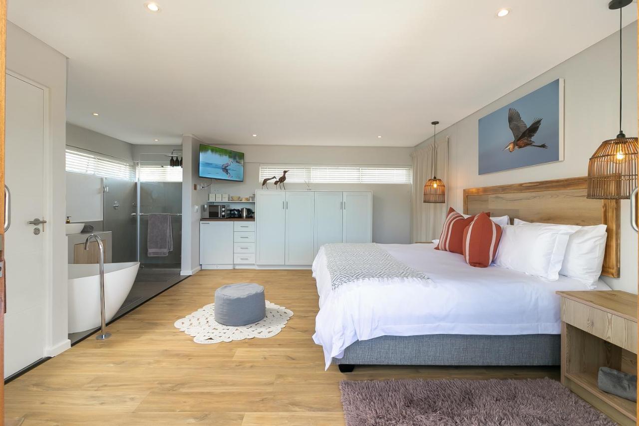 In Toto Retreat - Garden Route Hotel เซดจ์ฟิลด์ ภายนอก รูปภาพ