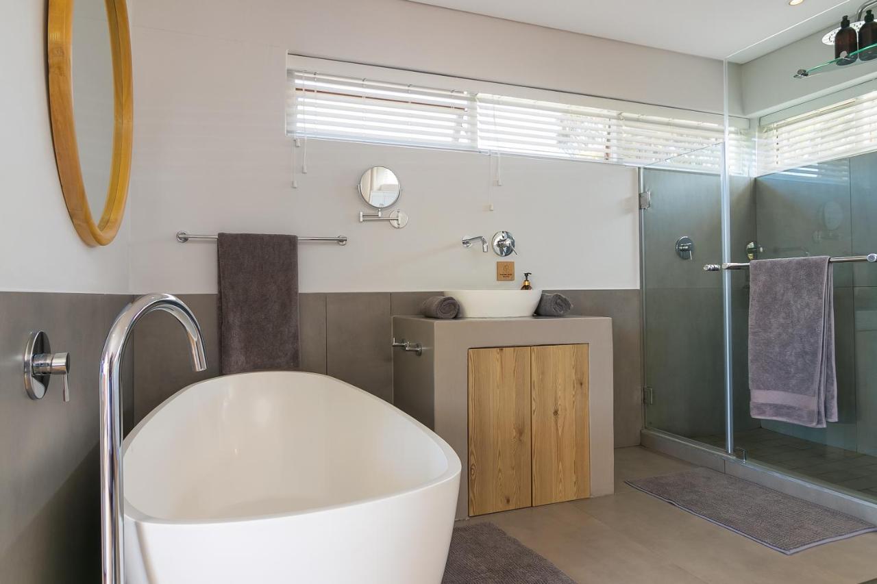 In Toto Retreat - Garden Route Hotel เซดจ์ฟิลด์ ภายนอก รูปภาพ